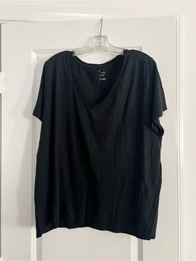 A New Day Black Scoop Neck Short Sleeve T-Shirt